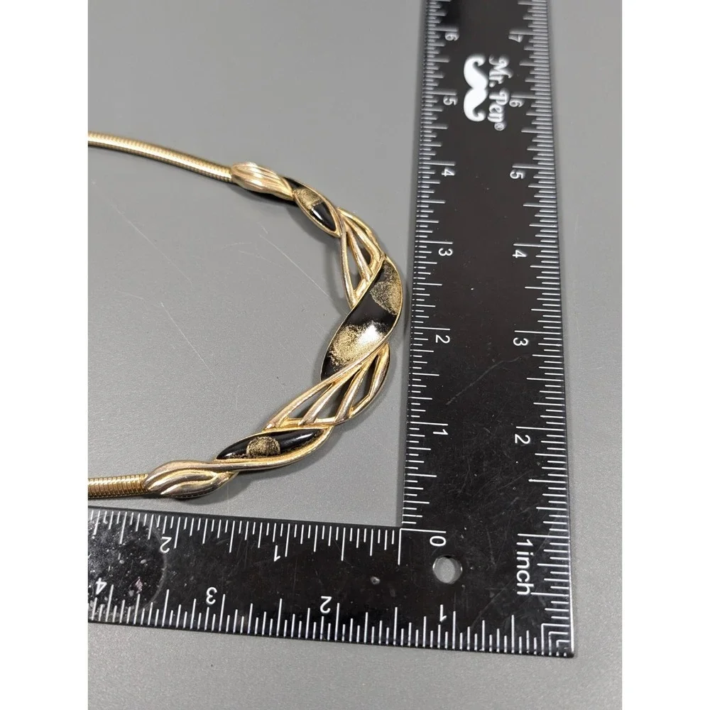 Vintage Gold Tone Omega Chain Necklace Black Enamel V Bar Statement 16" - Picture 11 of 11